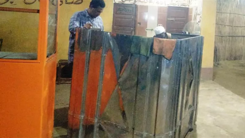 محافظ أسوان يأمر بالإغلاق الفوري لمطعم بأدندان لعدم صلاحية الوجبات