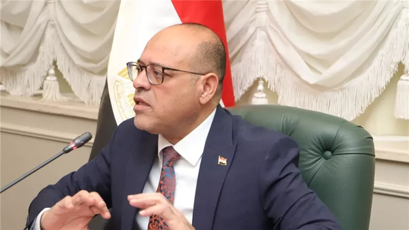وزير العمل يلتقي ممثلي أصحاب الأعمال والمستثمرين لبحث تحسين بيئة الاستثمار