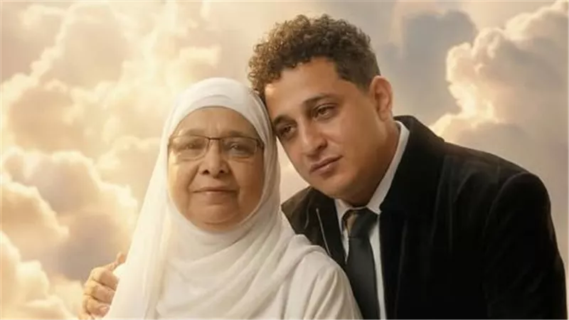 بعد تراجعه عن الاعتزال.. رضا البحراوي يدعو لوالدته