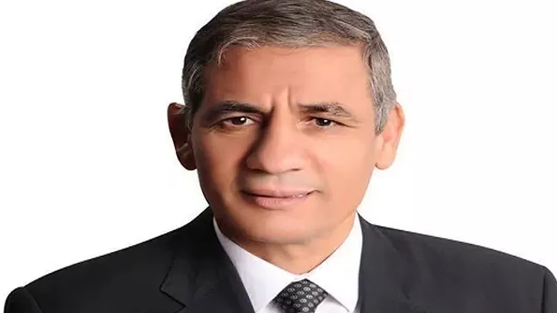 «داود» يدخل على خط أزمة إلغاء الإعفاء الجمركي للهواتف المستوردة |تفاصيل 