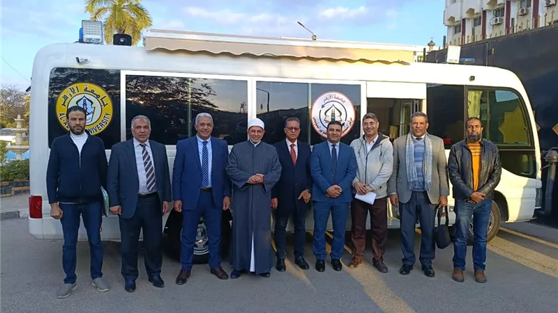 دعما لمبادرات بناء الإنسان: جامعة الأزهر تبدأ تشغيل وحدات طبية متنقلة