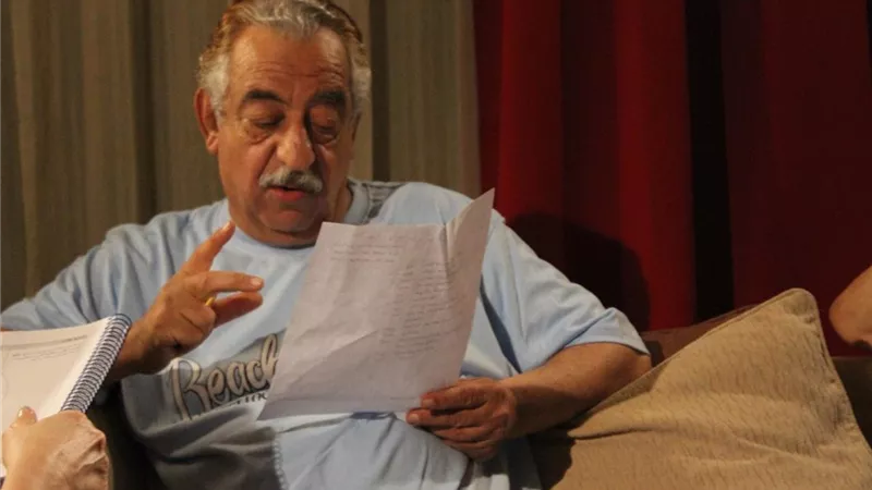 ذكرى ميلاد أحمد راتب.. فنان صنع مجده في الأدوار الصعبة