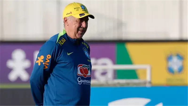 الاتحاد البرازيلي يتوصل لاتفاق شفهي مع أنشيلوتي لتجديد عقده
