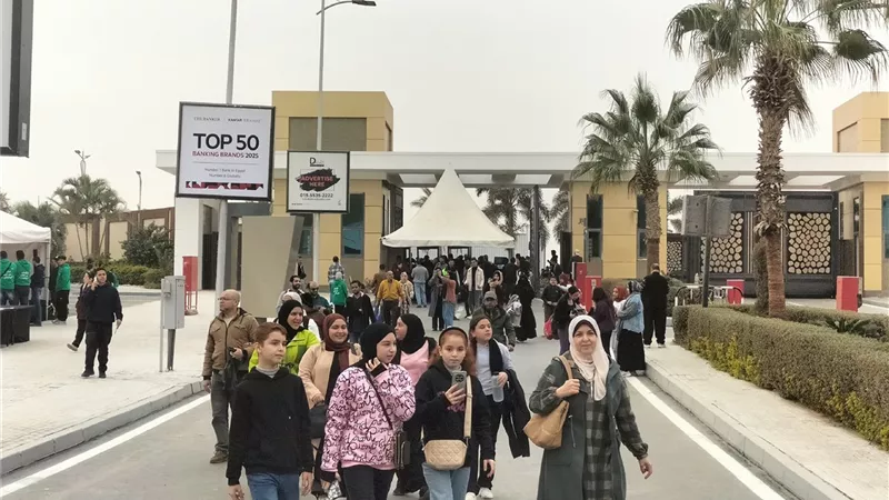 معرض الكتاب يواصل استقبال جمهوره في اليوم الثاني وسط إقبال متزايد