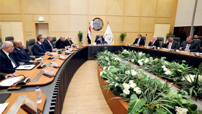 «الوزير» يشدد على رفع جاهزية مرافق أبو رواش وكوم أبو راضي لدعم الاستثمار