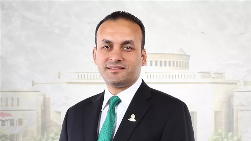 أعباء غير مبررة.. نائب يرفض إلغاء الإعفاء الجمركي لهواتف المصريين بالخارج