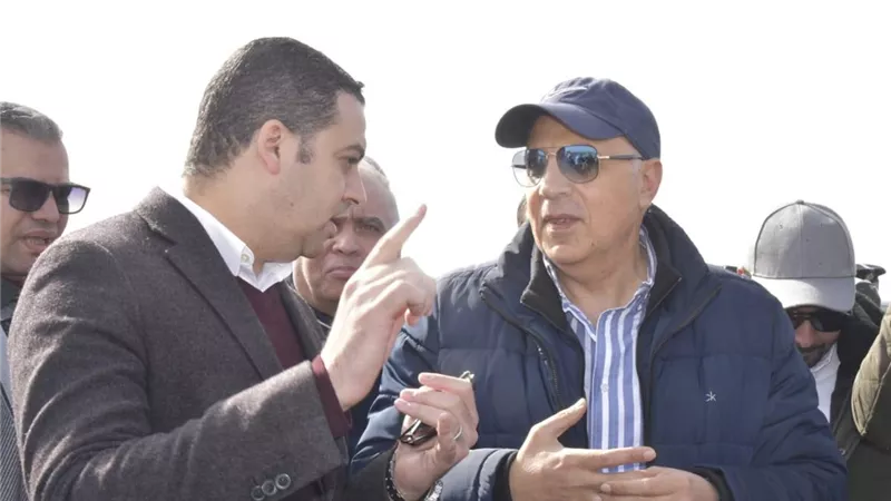 وزير الري ونائب محافظ بورسعيد يتفقدان أعمال تطوير محطة رفع القنطرة غرب