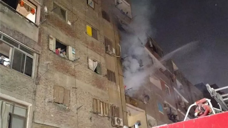 الشقة اتفحمت.. «بطارية سكوتر» تتسبب في مصرع سيدة ونجلها بالإسماعيلية