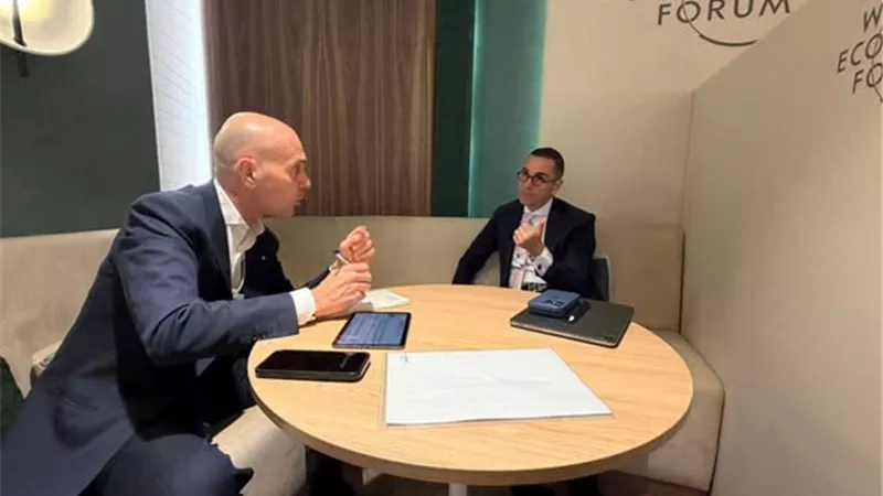 خلال منتدى دافو.. وزير الاستثمار يبحث مع «أريستون» زيادة استثماراتها بمصر 