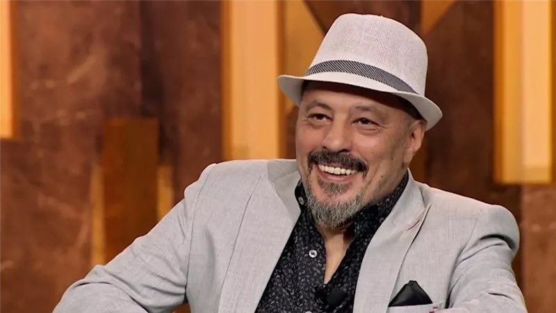 «راجع يضحك جمهوره».. تفاصيل دور عمرو عبد الجليل في «السرايا الصفرا»| خاص
