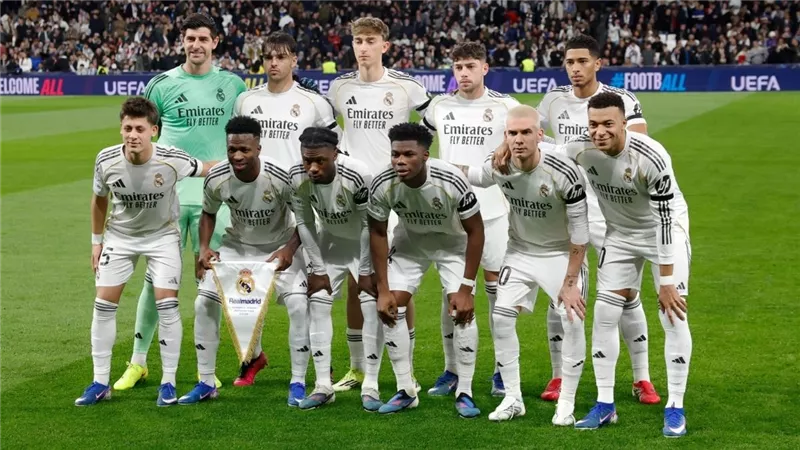 التشكيل المتوقع لريال مدريد أمام فياريال في الدوري الإسباني 