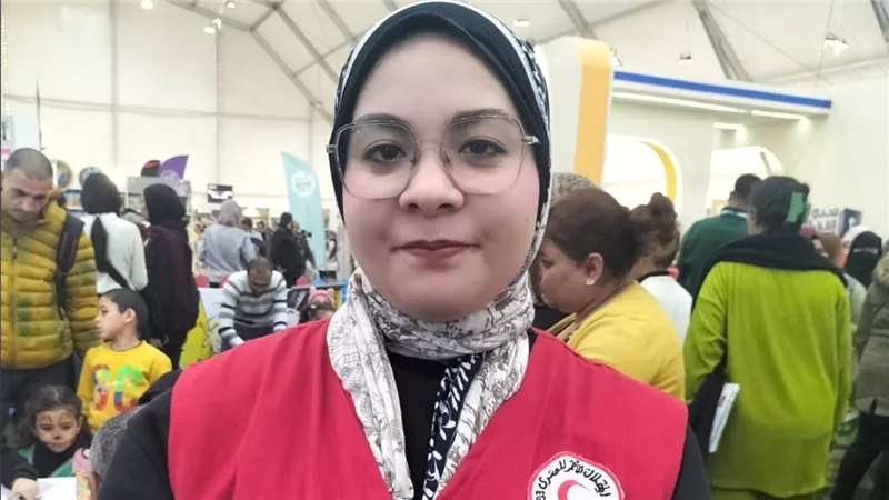إيمان رجب: الهلال الأحمر يقدم أنشطة دعم نفسي للأطفال بالمعرض|خاص