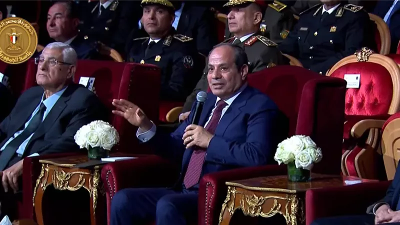 الرئيس السيسي: «إحنا بنحمي دولة وشعبها مش شخص أو نظام»| فيديو