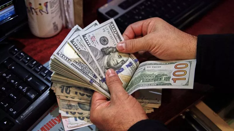 ضربة قوية لتجار العملات الأجنبية خارج السوق المصرفي.. ضبط 11 مليون جنيه