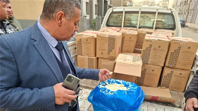 ضبط طن ونصف زبدة مجهولة المصدر ضمن حملة تموينية بالفيوم