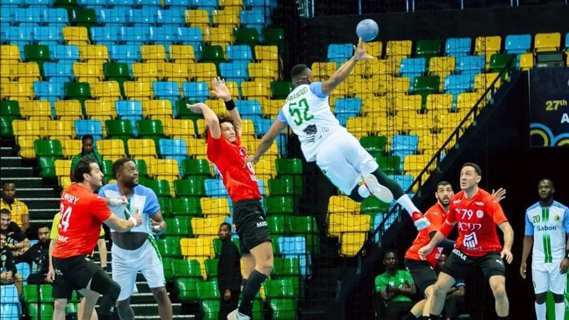 منتخب مصر يكتسح أوغندا ويتأهل بالعلامة الكاملة للدور الرئيسي بأمم إفريقيا 