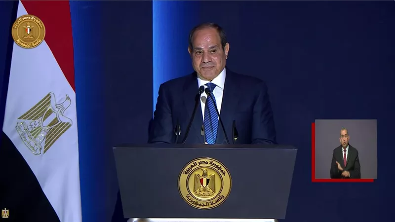 الرئيس السيسي: 