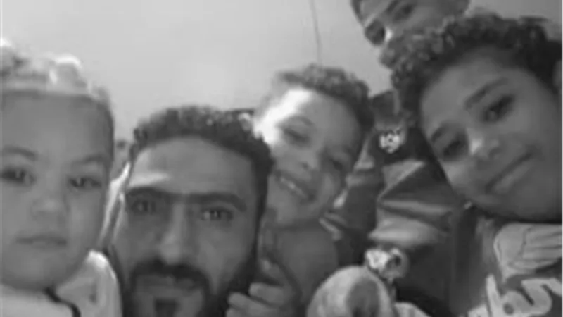 أول صورة للأسرة المأساوية بشبرا الخيمة بعد وفاة الأم وأطفالها الأربعة
