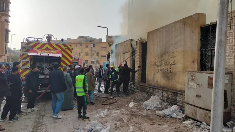 السيطرة على حريق بمستشفى أبو الريش دون إصابات