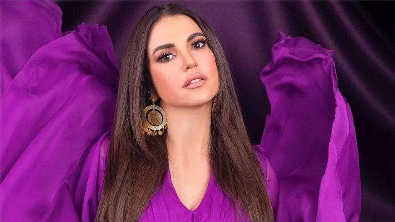 بعد 19 عامًا من إنتاجه.. درة تكشف كواليس فيلمها الأول مع شاهين|حوار