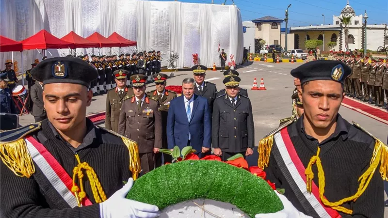محافظ الإسكندرية وقائد المنطقة العسكرية ومدير الأمن يحتفون بعيد الشرطة
