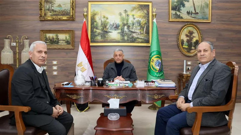محافظ الإسماعيلية يعلن إطلاق قافلة علمية زراعية إرشادية موسعة 