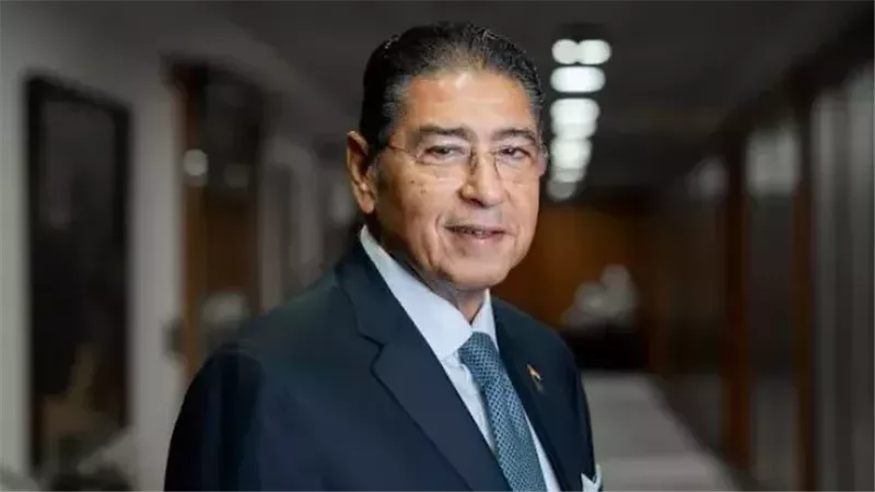 هشام عز العرب يحذر: الهندسة المالية لا تنقذ مصر من أزمة الديون