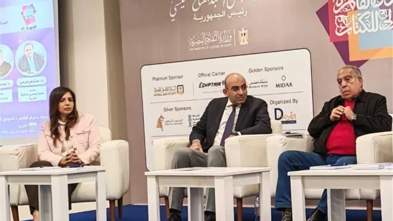 محمد العدل يحذر من  تأثيرات الذكاء الاصطناعي في إنتاج محتوى ثقافي مقلد