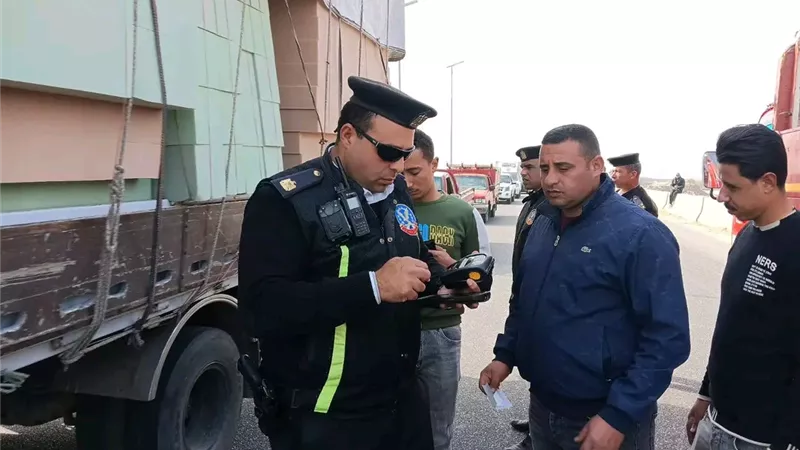 محافظ الدقهلية يتابع حملة موسعة للكشف عن تعاطي المخدرات وضبط المخالفات 