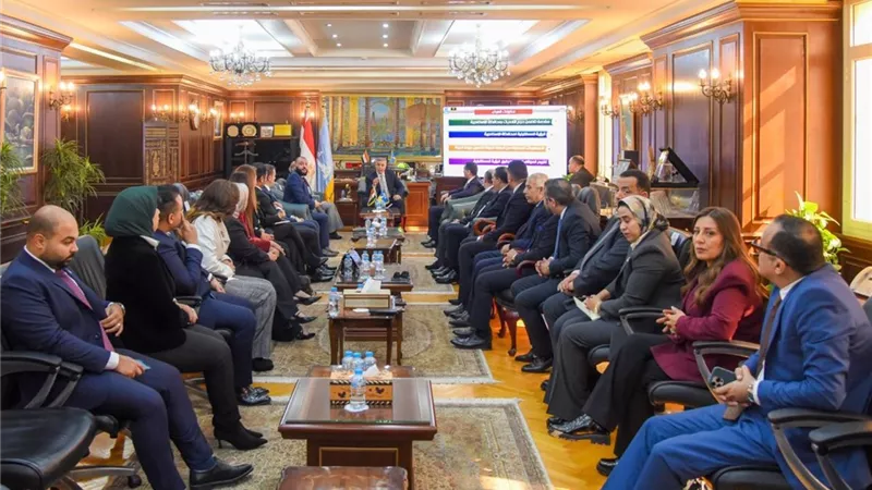 المحافظ لـ«أعضاء مجلسي النواب والشيوخ» بالإسكندرية: أهنئكم لثقة المواطنين 