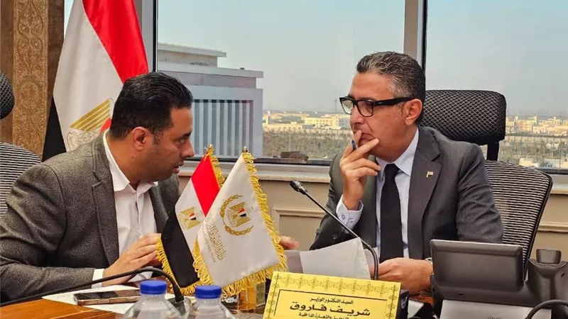 طلب إحاطة حول استيراد القمح والزيت بفروق أسعار تصل 150 مليون دولار|خاص