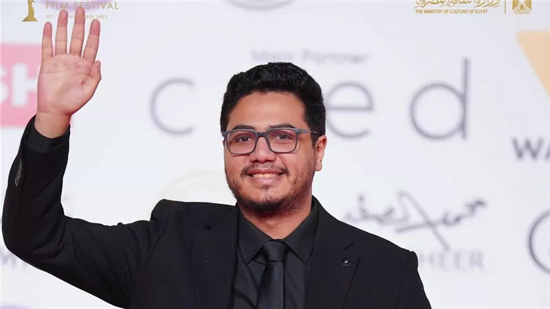 عمر محمد رياض يتحدث عن علاقته بجده محمود ياسين |تفاصيل
