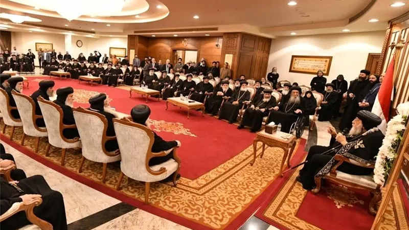 عقب عودته من النمسا.. البابا تواضروس يحذر من السهر والإفراط في المسكنات 