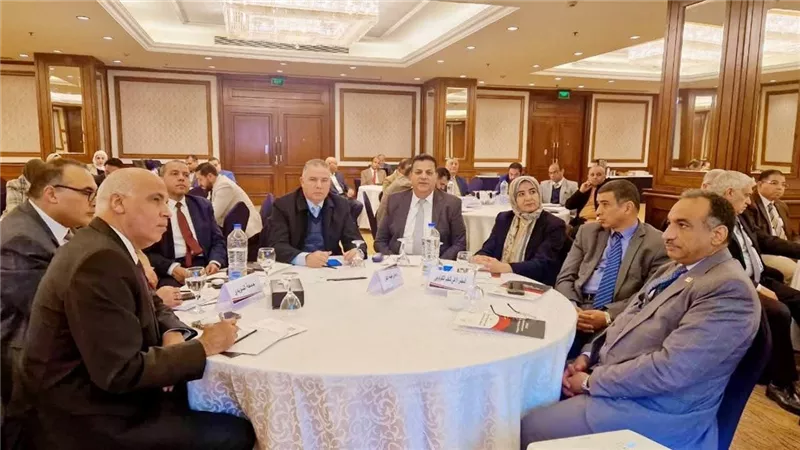 رئيس جامعة طيبة التكنولوجية يشارك في ورشة عمل «معايير الاعتماد المؤسسي»