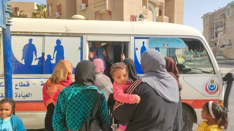 «صحة الأقصر» تطلق حملة «مشوار الألف الذهبية» لتنظيم الأسرة