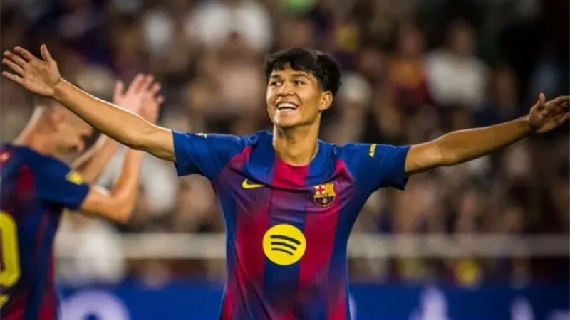 باريس سان جيرمان يقتنص درو فيرنانديز من برشلونة مقابل 8.5 مليون يورو