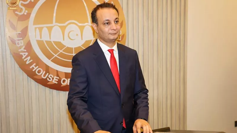 مدير صندوق إعادة إعمار ليبيا يبحث تعزيز التعاون بين بنغازي وواشنطن