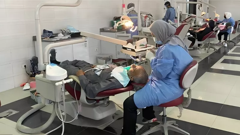 أمين عام نقابة أطباء الأسنان يكشف كواليس جلسة قضية تكليف دفعة 2023| خاص