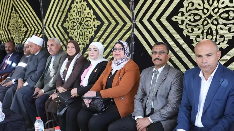 عيد الشرطة الـ74.. محافظ المنيا يهنئ الرجال البواسل بمقر إدارة قوات الأمن