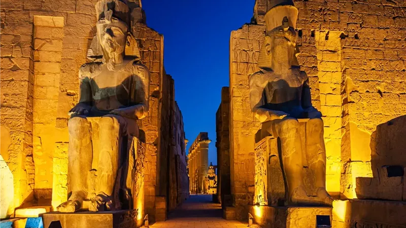  18 مليار دولار.. مصر تنهي 2025 بإيرادات سياحية قياسية