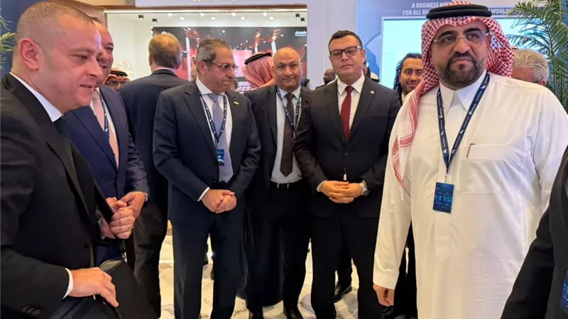 وزير الإسكان يشارك في منتدى مستقبل العقار 2026 بالرياض
