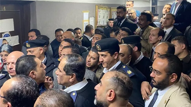 من الواقعة إلى الاعتذار.. كواليس أزمة المحامين ووكيل نيابة النزهة