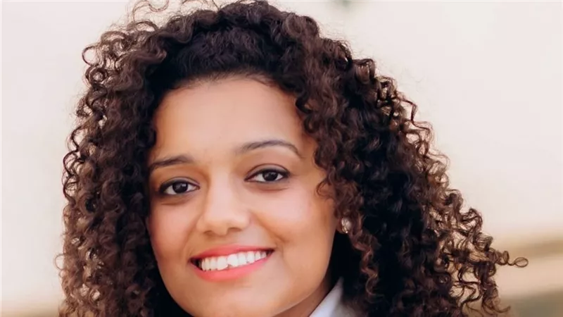 «لا تثق في الصمت».. رواية بالإنجليزية بمعرض الكتاب لـ