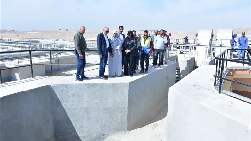 محافظ الأقصر يزف بشرى افتتاح محطات رفع الصرف الصحي بقرى شرق إسنا