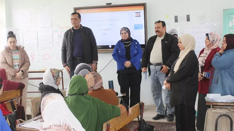 برنامج تدريبي لرفع الكفاءة المهنية لمعلمات رياض الأطفال بسوهاج
