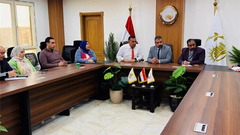 390 إخطار تخصيص وجولات ميدانية لتعجيل التنمية بالعبور الجديدة