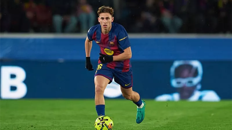 برشلونة يقترب من حسم تجديد عقد فيرمين لوبيز حتى 2031