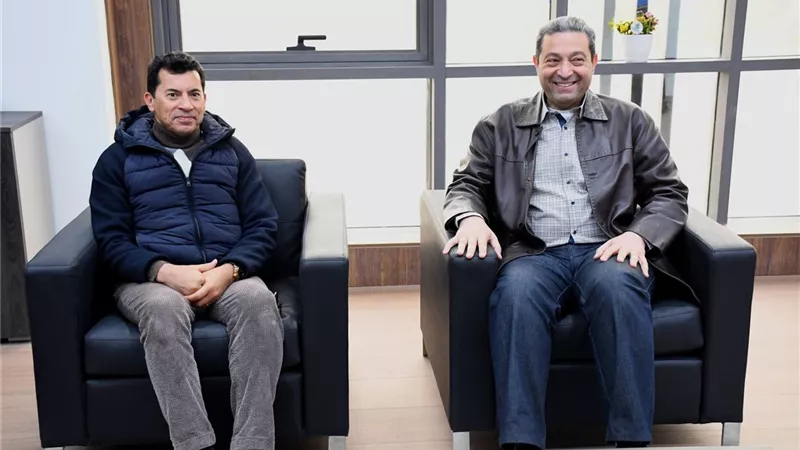وزير الشباب يصل محافظة دمياط لتفقد المنشآت الرياضية