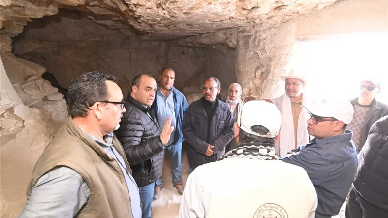 جولة تفقدية لعمل البعثات الأثرية بالبرين الشرقي والغربي بالأقصر