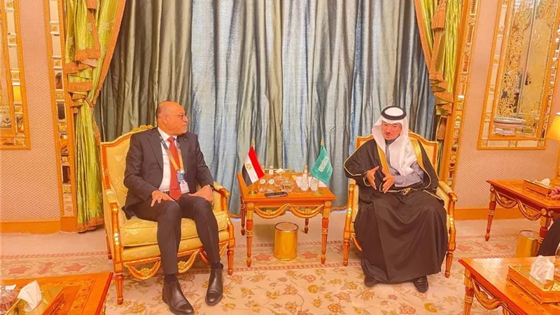 اتفاق الرياض والقاهرة على رفع رواتب العمالة المصرية خلال موسم الحج 2026